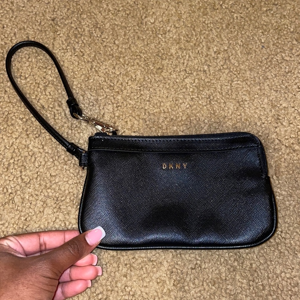 Small DKNY wristlet